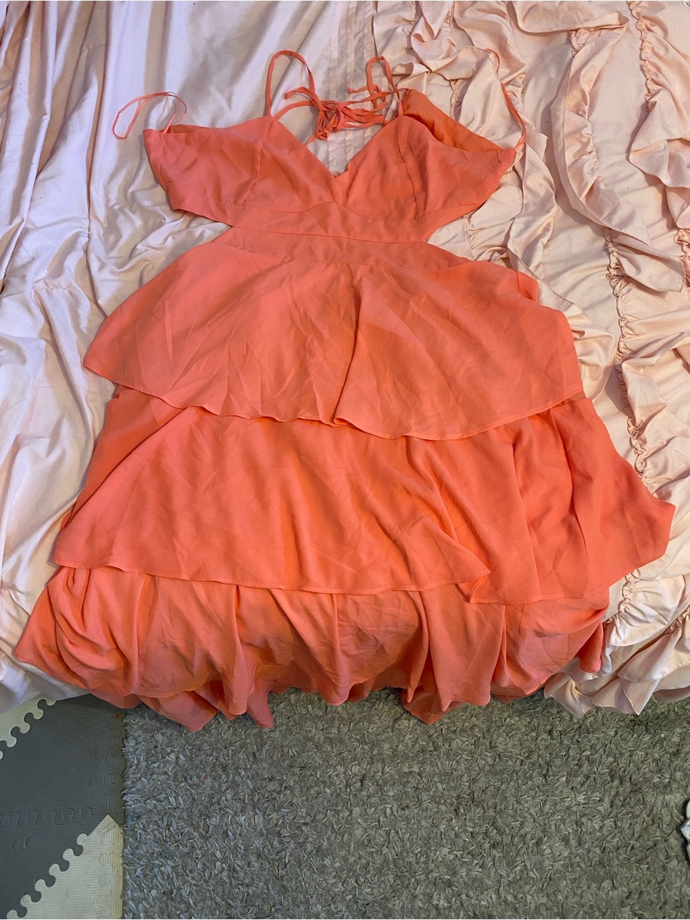 American Eagle Women’s Coral Tiered Chiffon Cut Out Dress
